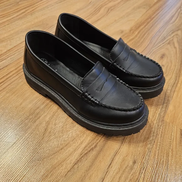 Boohoo Chunky Black Platform Loafers - Picture 3 of 8